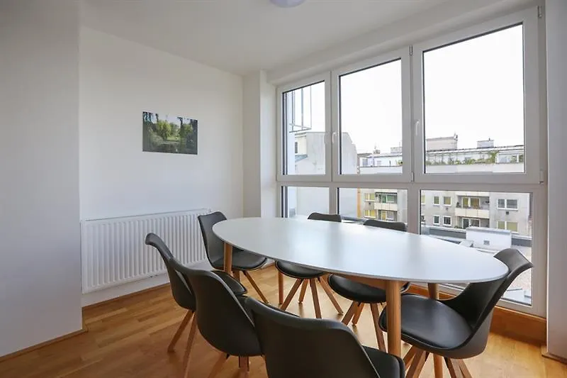 4 Beds And More Vienna Apartments - Contactless Check-In