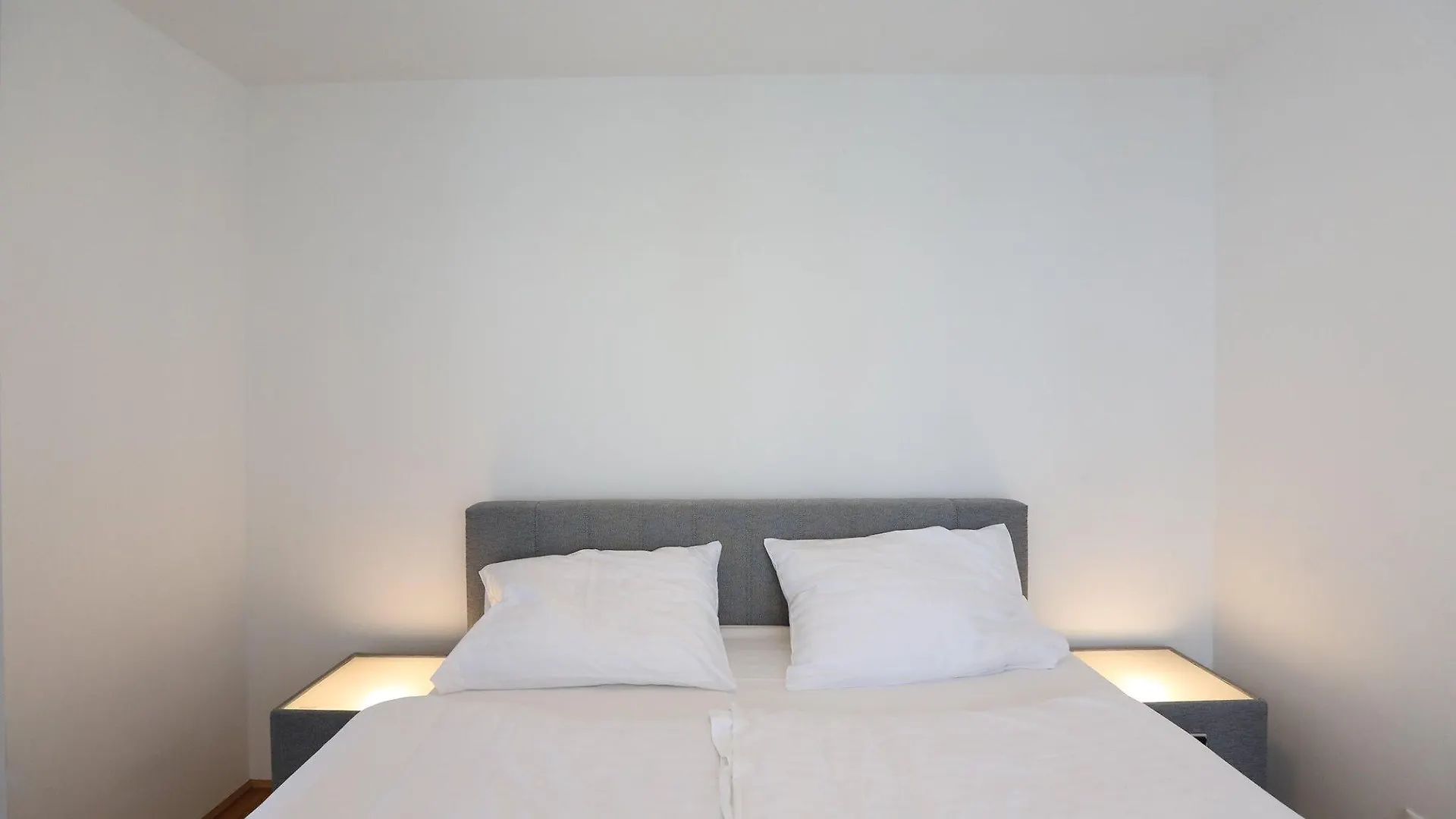 4 Beds And More Vienna Apartments - Contactless Check-In Ausztria