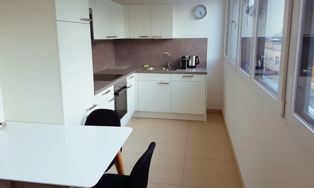 4 Beds And More Vienna Apartments - Contactless Check-In