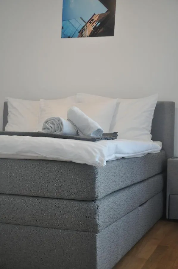 4 Beds And More Vienna Apartments - Contactless Check-In 0*,  Ausztria