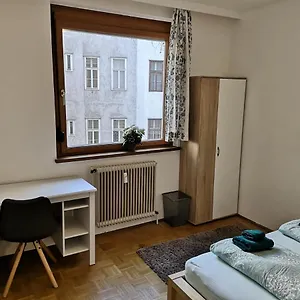  Apartment Hidden Gem By Jr