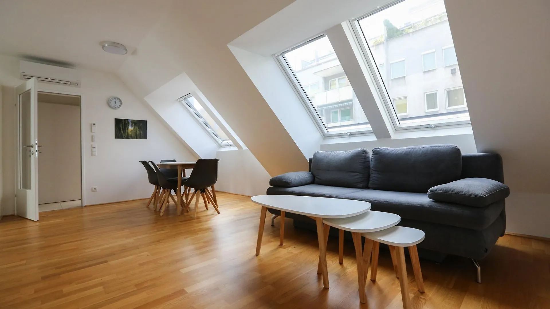 4 Beds And More Vienna Apartments - Contactless Check-In 0*,  Αυστρία