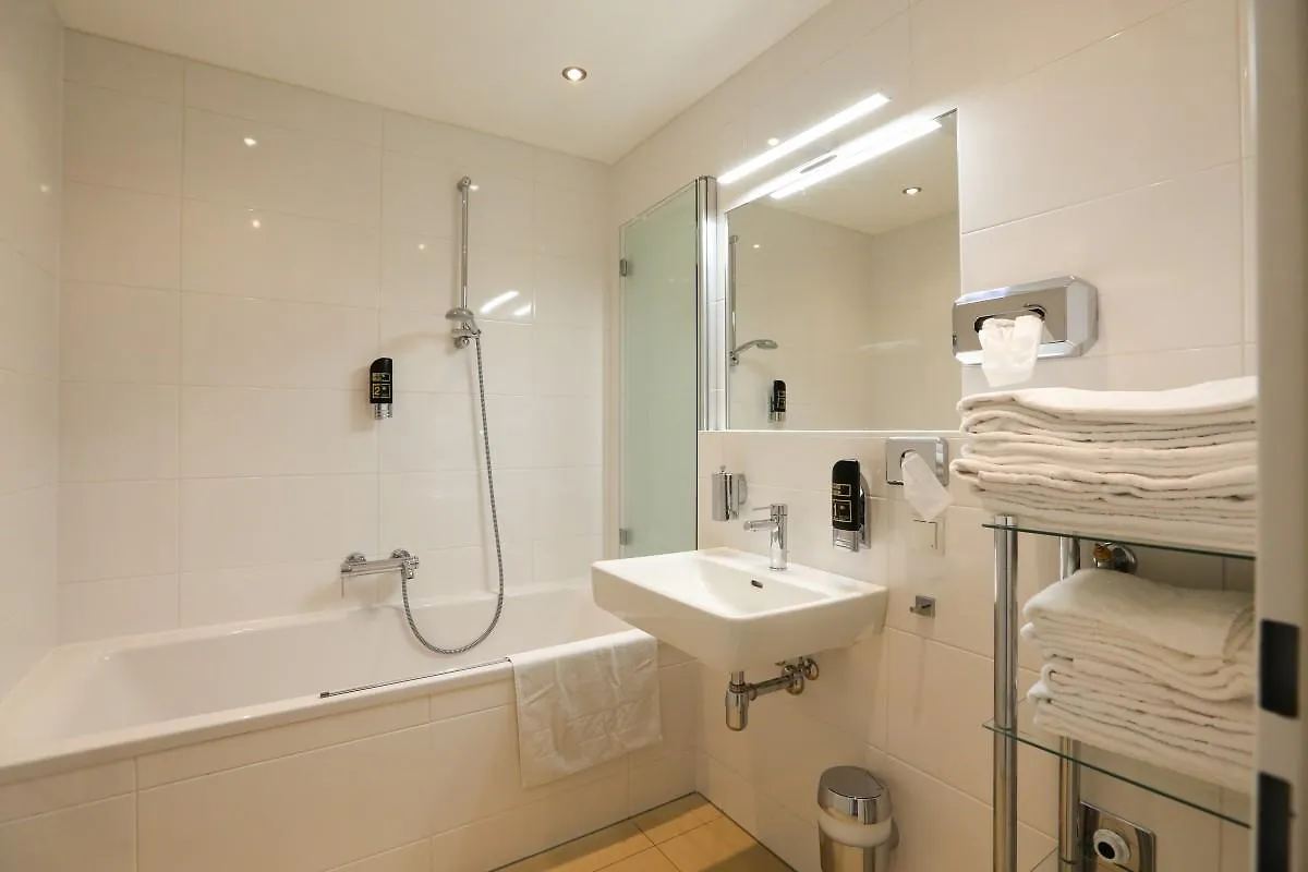 4 Beds And More Vienna Apartments - Contactless Check-In Austria